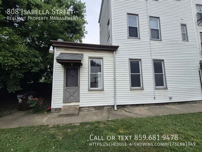 Building Photo - 808 Isabella St