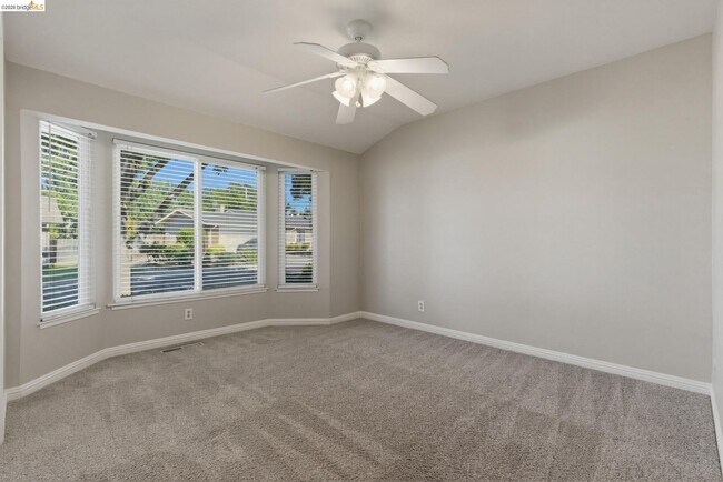 Building Photo - 1077 Bellamy Ct