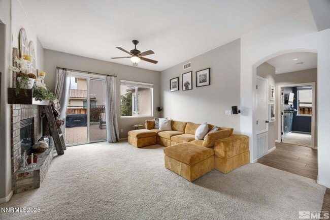 Building Photo - 7057 Verite Dr