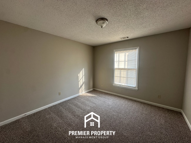 Building Photo - Massive 4BR/2.5BA Executive Home in Berryhill Farms | Cul-de-Sac & 3,300+ Sq Ft