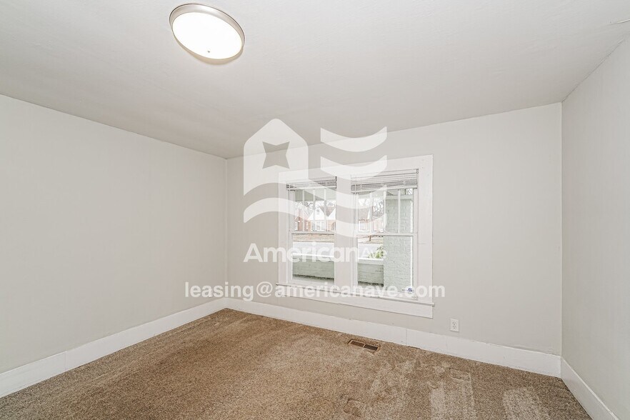 Building Photo - 1409 Alabama Ave SW