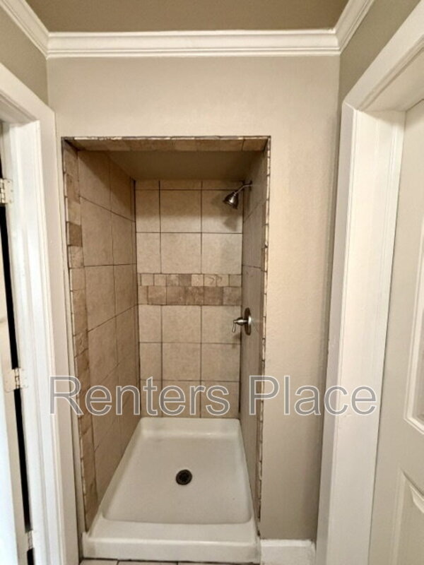 Building Photo - 1815 N Boston Pl