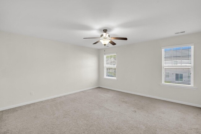 Building Photo - 139 Blackwater Way