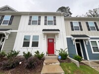 Building Photo - **OFFERING REFUNDABLE APPLICATION FEES** Luxurious, Newly Built 3BD, 2.5BA Raleigh Townhome with ...