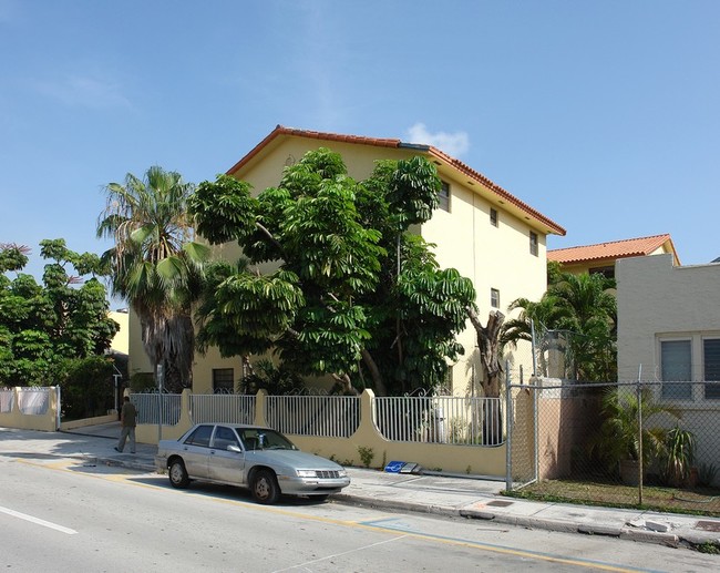 Primary Photo - Don Francisco Apartments