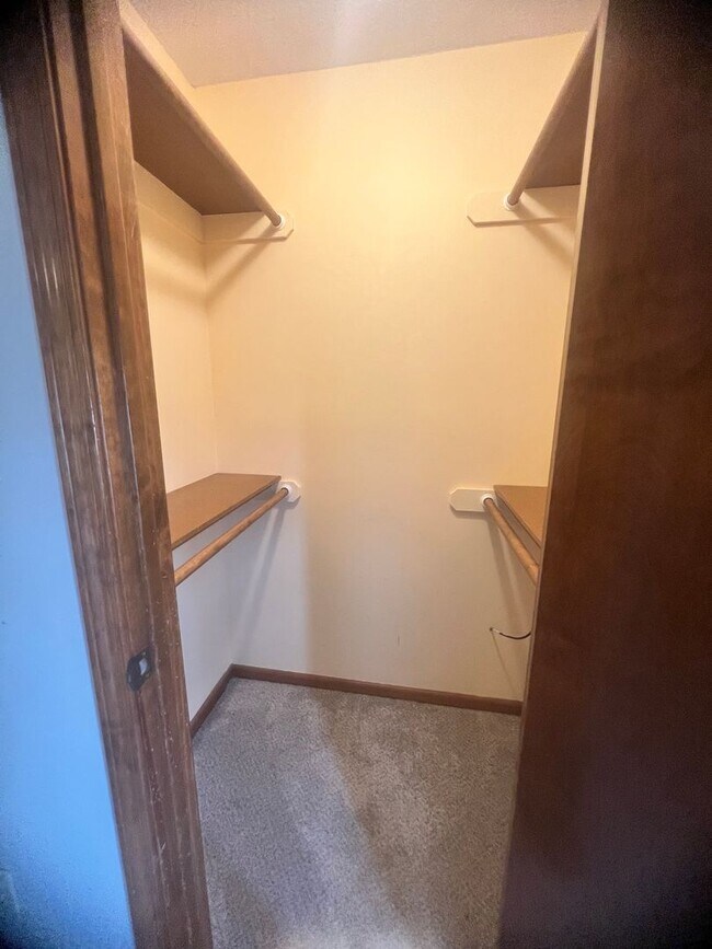 Building Photo - Stunning 3-Bedroom Home with Backyard Oasis!