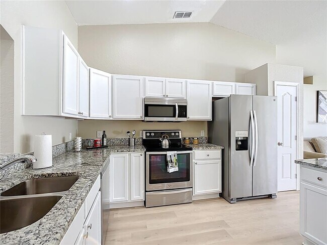 Building Photo - 1639 Saddlehorn Dr