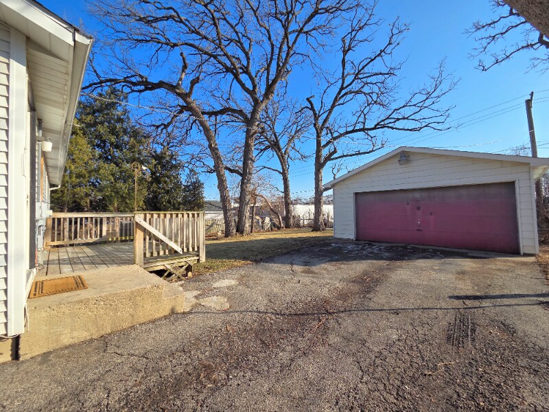 Building Photo - 817 Tomahawk Trail