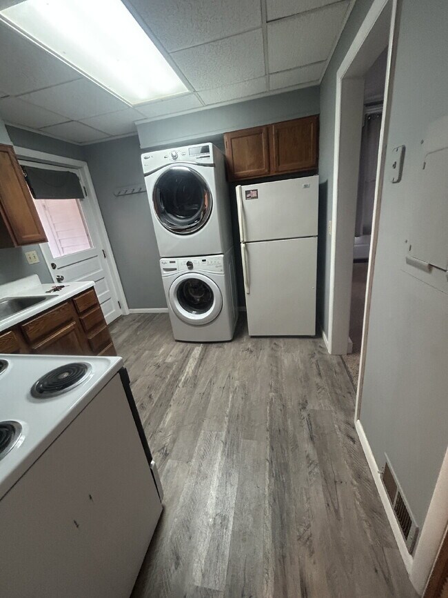 Building Photo - 1 Bedroom Apartment in Leicester - Available Immediately
