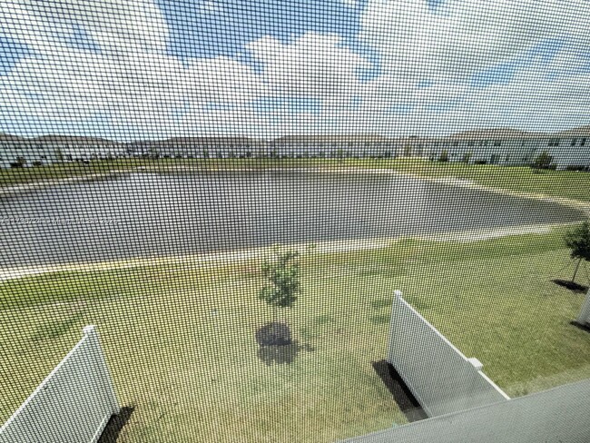 Building Photo - 522 Rivergrass St