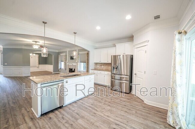 Building Photo - 425 Wicklow Dr