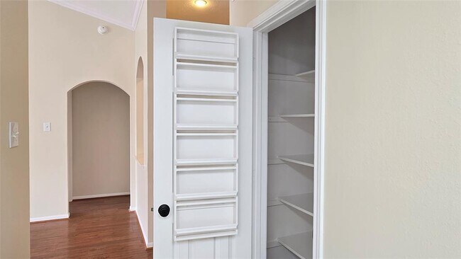 Building Photo - 5214 Jericho Ct