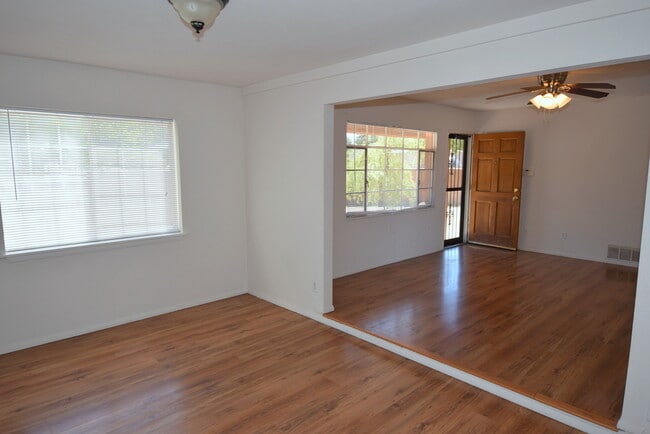 Building Photo - Wonderful 3 bed 2 bath home!