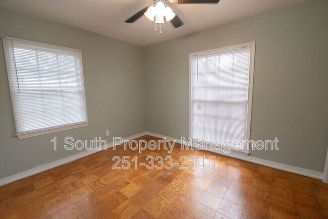 Building Photo - 4361 Montclair Cir E