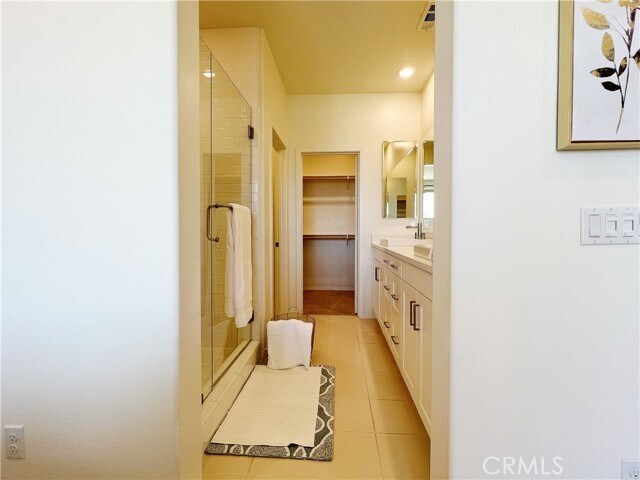 Building Photo - 103 Cadence