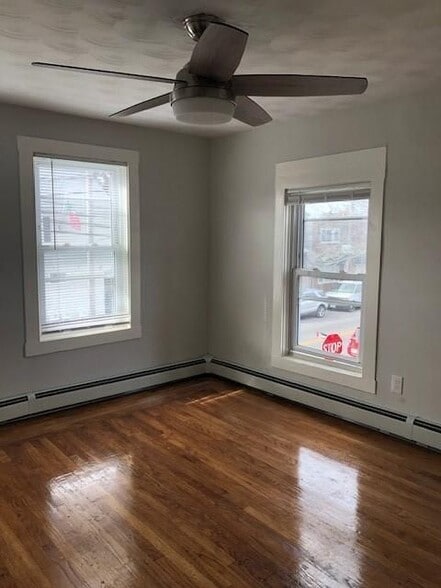 Building Photo - 410 Wood St