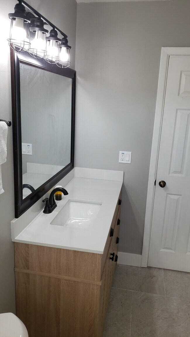 Building Photo - 651 16th St NW