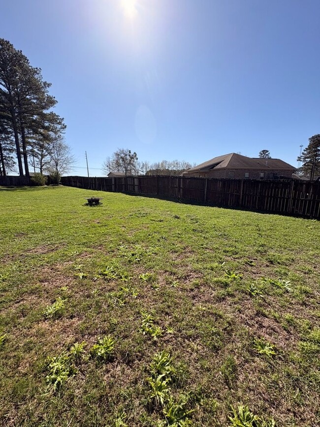 Building Photo - 102 Timber Hill Ct