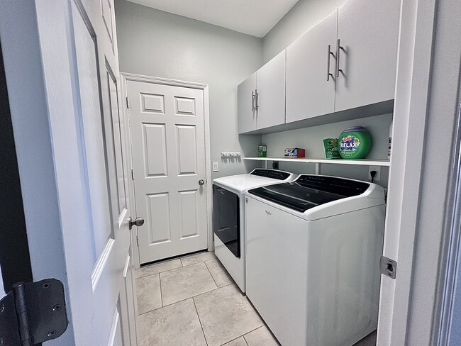 Building Photo - 107 Monroe View Trail