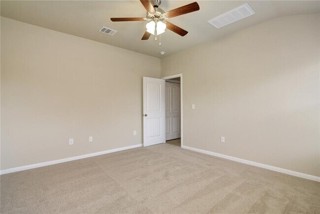 Building Photo - 843 Winnsboro Dr