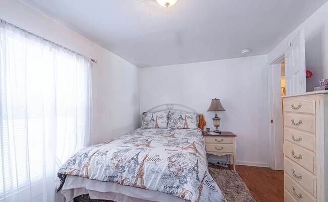 Building Photo - Charming 2 Bedroom Cottage in Free Union