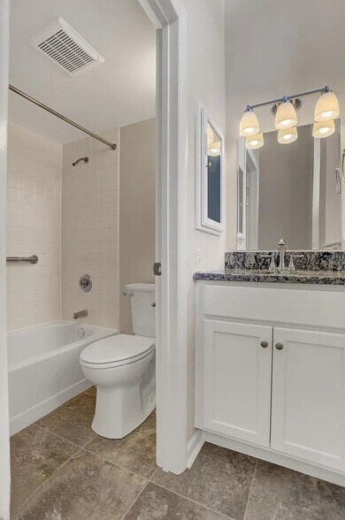 Master Bathroom - 133 W Locust St
