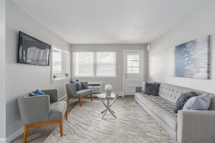 Interior Photo - Allen Gardens Apartments