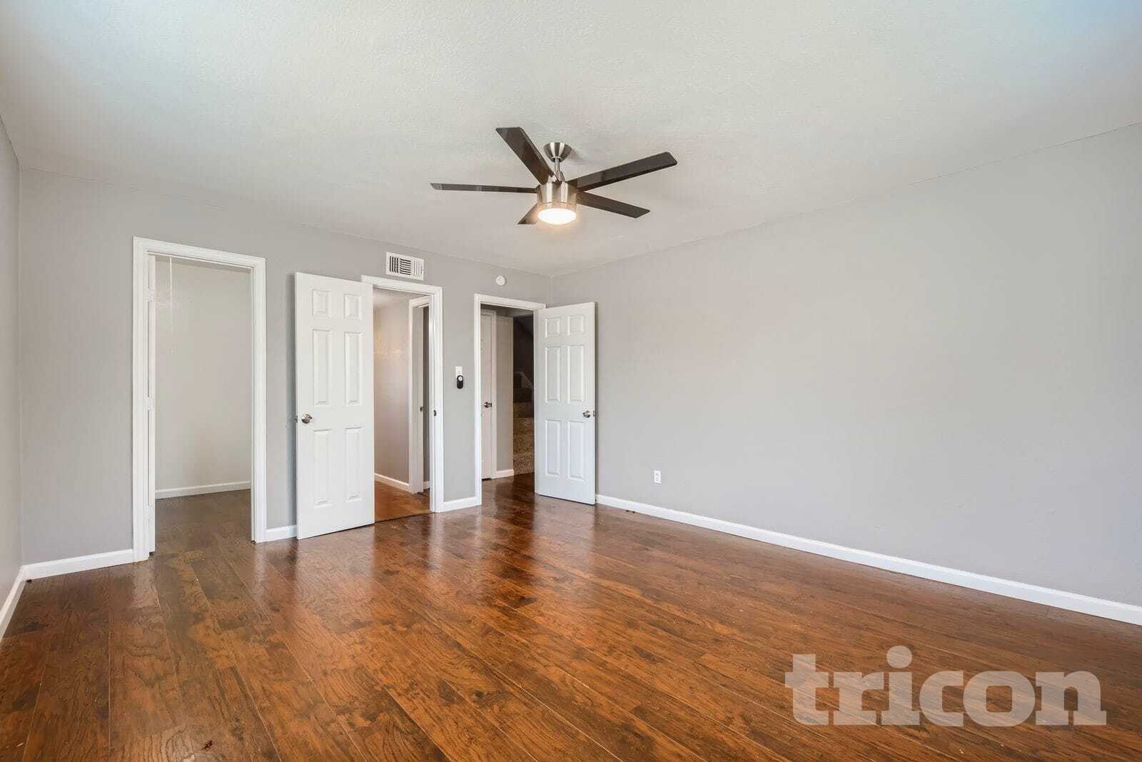 Building Photo - 306 Lakey Rd