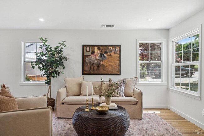 Building Photo - 2188 First Ave