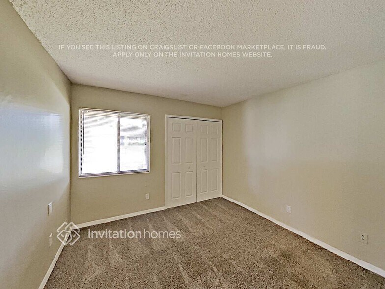 Building Photo - 1360 Sterling Oaks Dr