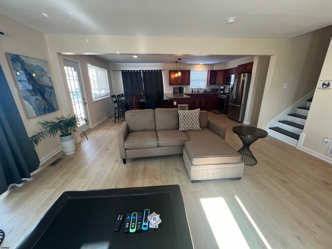 Building Photo - 239 N Derby Ave