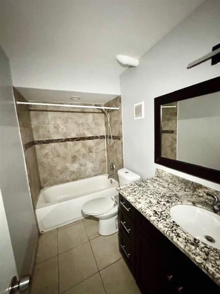 Building Photo - 5881 NW 16th Pl