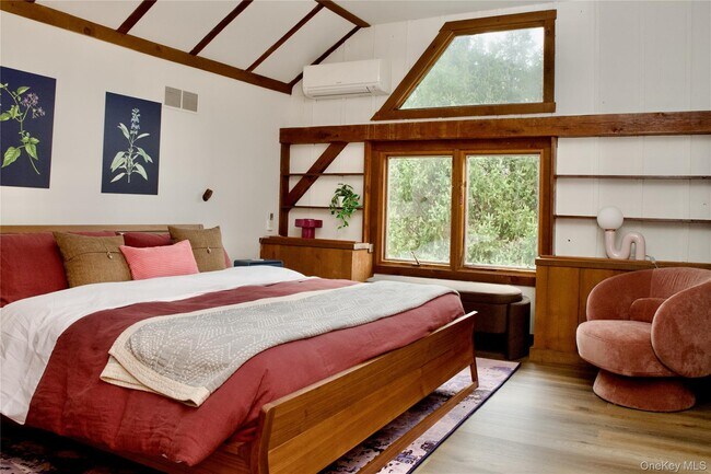 Building Photo - 107 Cold Spring Rd