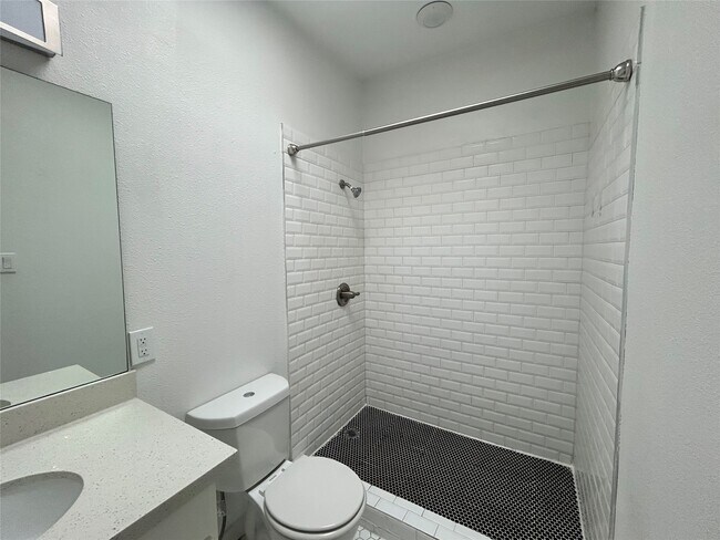 Building Photo - 219 Marshall St