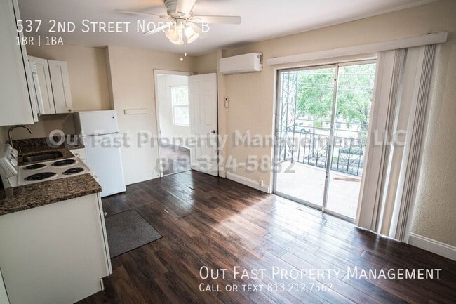 Building Photo - 537 2nd St N