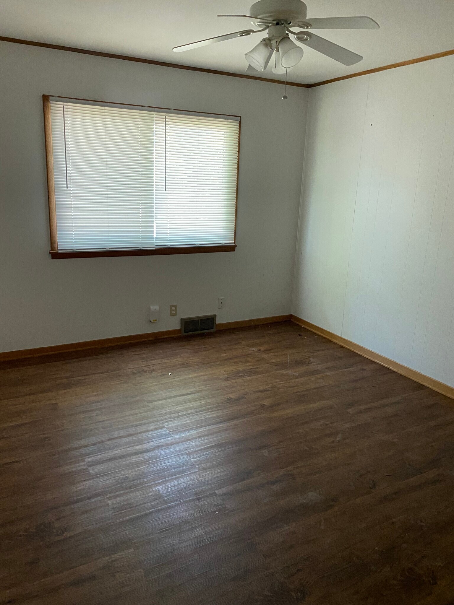 Bedroom - 3114 S 44th St