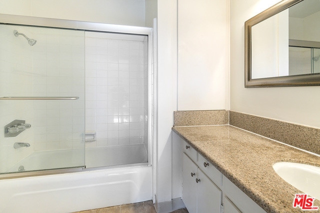 Building Photo - 2803 Arizona Ave