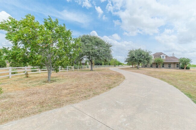 Building Photo - 23842 Stockdick School Rd