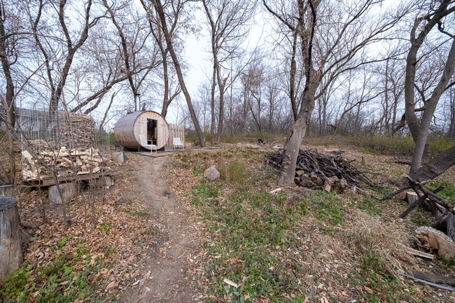 Building Photo - 14130 35th Ave N