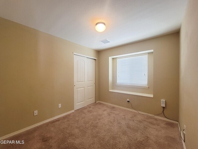 Building Photo - 12785 Tre Maximiliano Ave