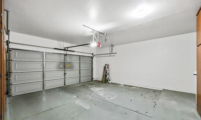 Building Photo - 21429 E Bonanza Way