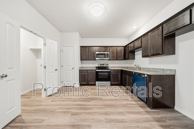 Building Photo - 509 Adley Ave