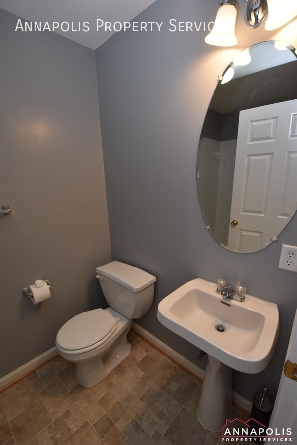 Building Photo - 2530 Running Wolf Trl