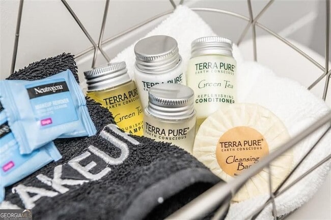 Building Photo - 859 Regal Path Ln