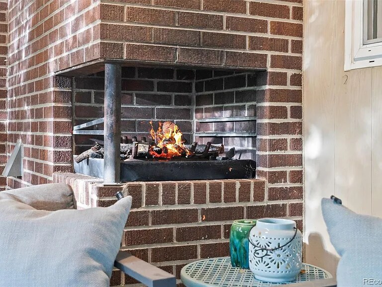 Building Photo - 9156 E Stanford Pl