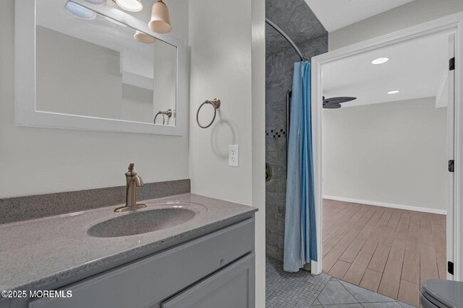 Building Photo - 58 Garden Ave