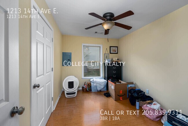 Building Photo - 1213 14th E Ave