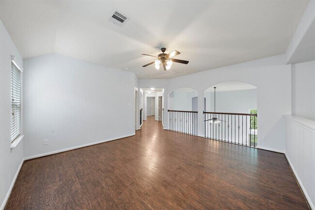 Building Photo - 119 Red Eagle Ct