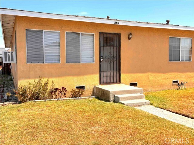 Building Photo - 550 N Valencia Pl