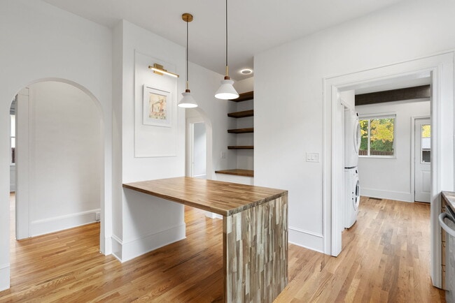 Building Photo - McCullough Heights